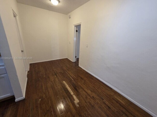 Building Photo - 850 Jefferson Ave