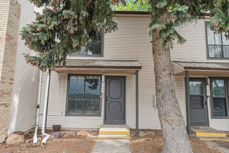 Building Photo - 3550 S Harlan St