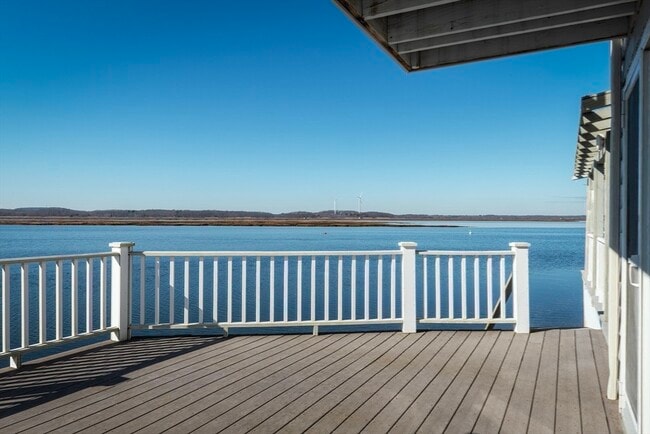 Building Photo - 33 Eagle Hill Rd