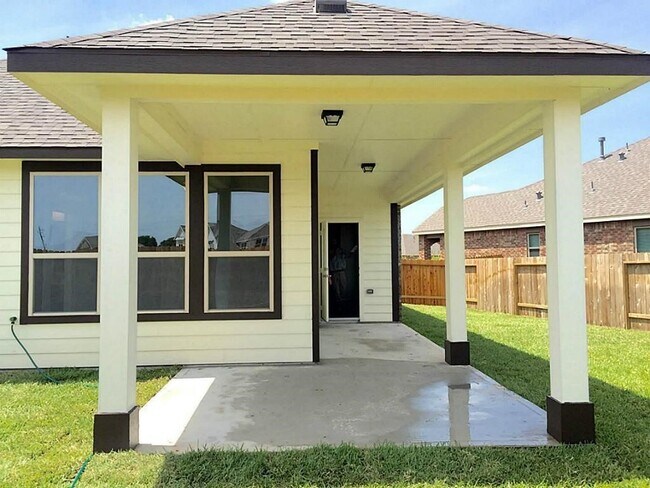 Building Photo - 24802 Silver Press Dr