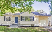 Building Photo - Spacious Home in the Heart of Independence