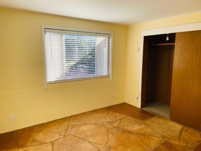 Building Photo - 3605 Moki Dr