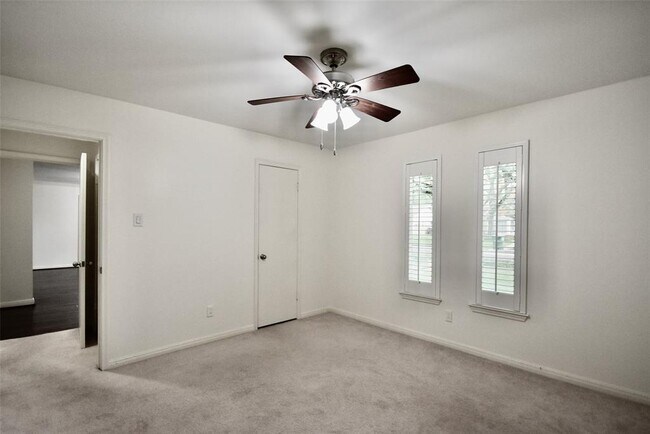 Building Photo - 5531 Yarwell Dr