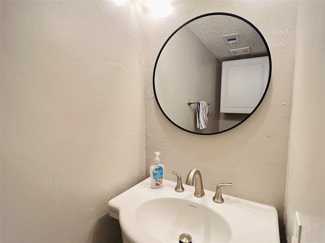 Building Photo - 2013 Danley Ct