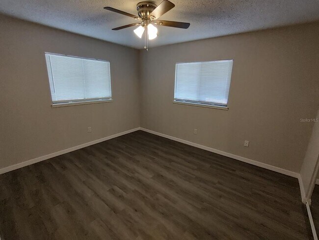 Building Photo - 9180 SW 101st Pl