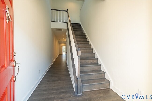 Building Photo - 6837 Leire Ln