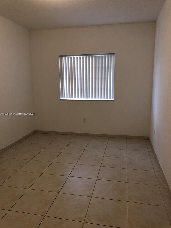 Building Photo - 7230 NW 114th Ave