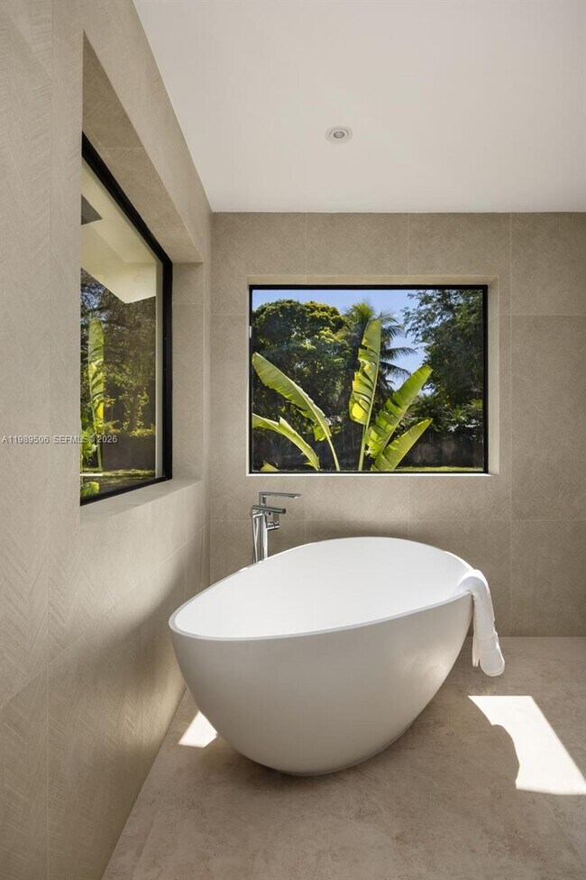 Building Photo - 8800 SW 118th St