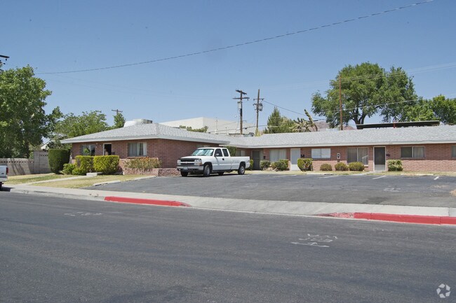 Building Photo - Boulder Square Condominiums