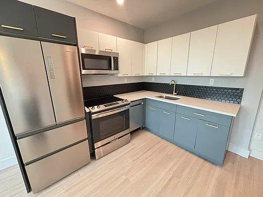 Primary Photo - 2 bedroom in Bronx NY 10455