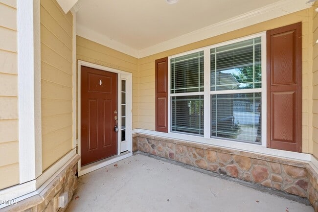 Building Photo - 227 Mayfield Dr