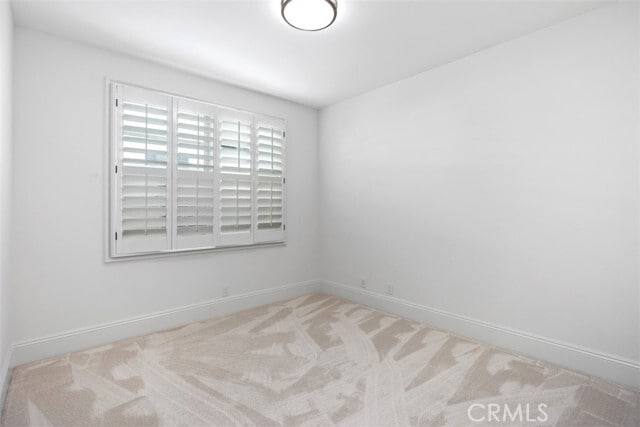 Building Photo - 17 Colonial Dr