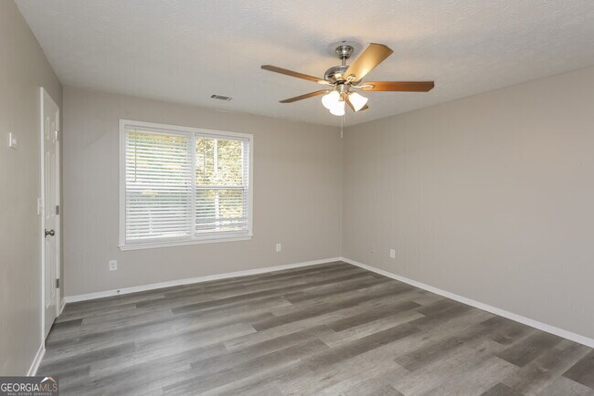 Building Photo - 721 Ashton Ln