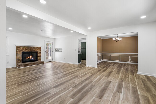 Building Photo - 1724 Placid Ct