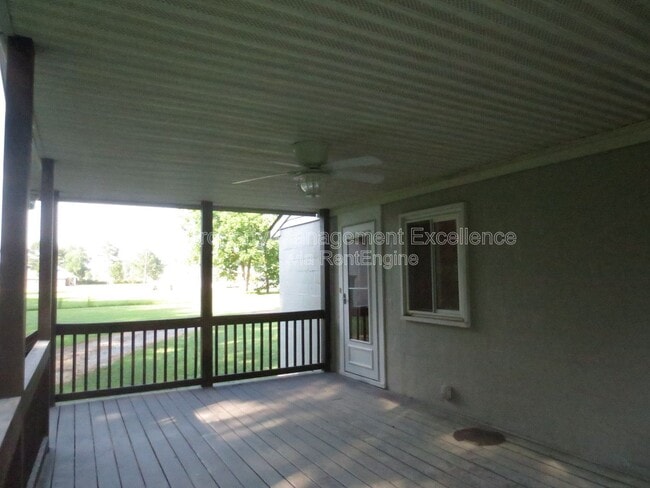 Building Photo - 629 S Peedin Ave