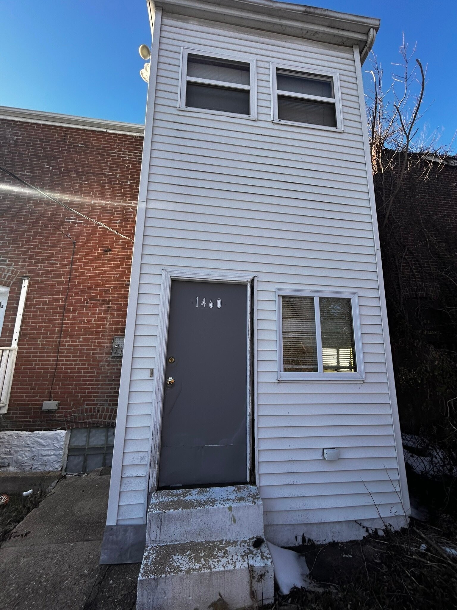 Building Photo - 1460 Laurel St