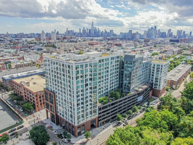 Building Photo - 771 Jackson St