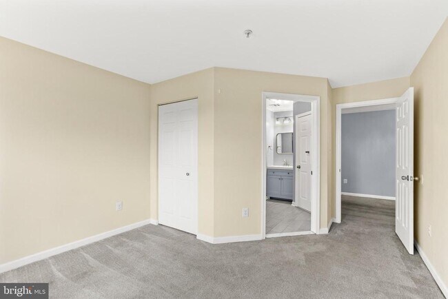 Building Photo - 7516 Snowpea Ct