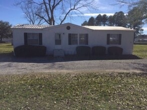 Building Photo - *****AVAILABLE NOW*****