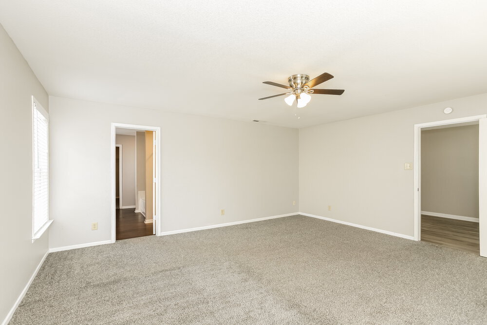 Building Photo - 10718 Pavilion Dr