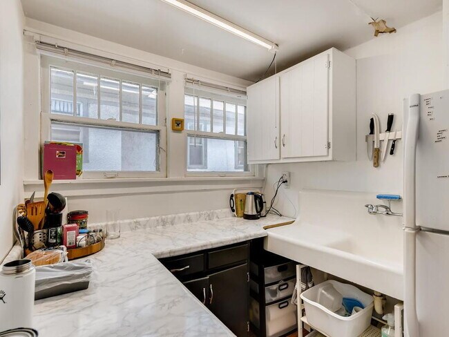 Building Photo - Rare Find: 2BR With Private Rooftop Deck, Bryn Mawr