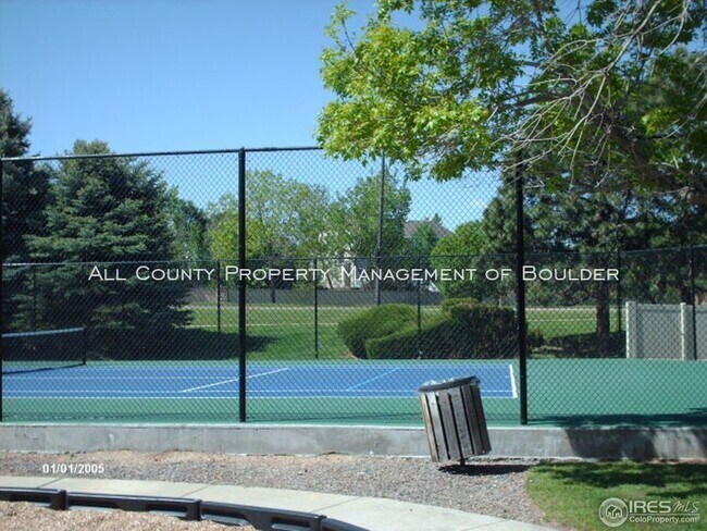 Building Photo - 842 St Andrews Ln