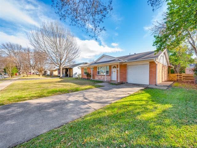 Building Photo - 3136 Colchester Dr