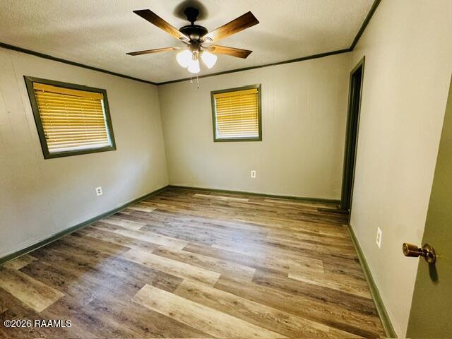 Building Photo - 1637 Par Rd 1-190-8