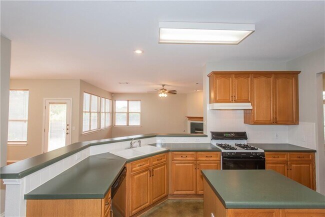 Building Photo - 4908 Quick Water Cove