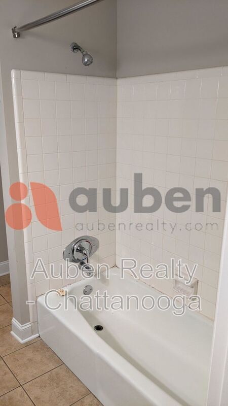 Building Photo - 3913 Bowman Ln