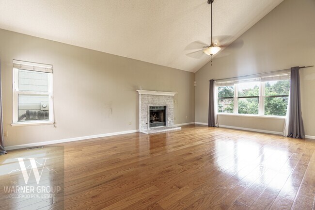 Building Photo - 953 Dancing Horse Dr