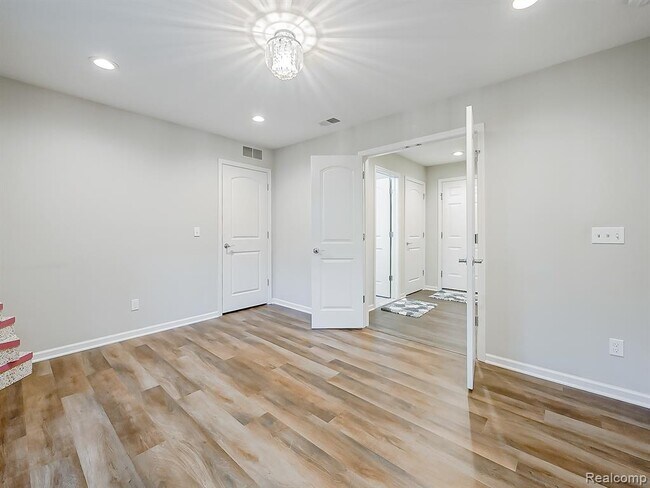 Building Photo - 47707 Alden Terrace N