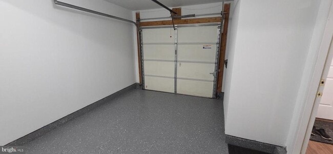 Building Photo - 20544 Blue Heron Terrace