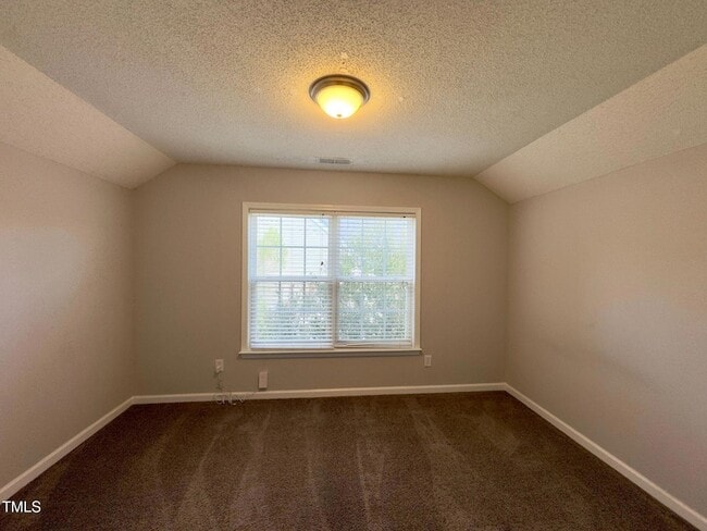 Building Photo - 324 Downing Glen Dr