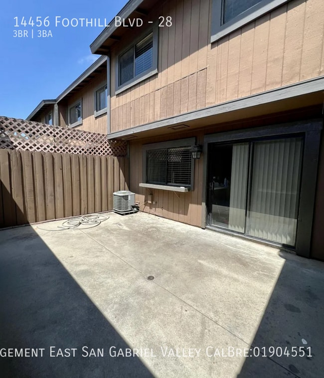 Building Photo - 14456 Foothill Blvd