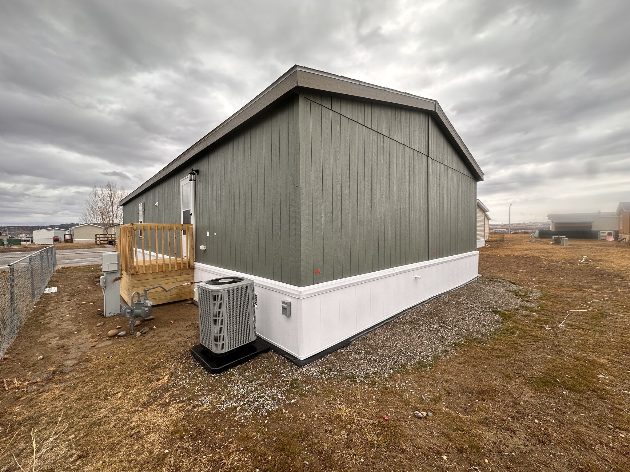 Building Photo - 30 Lapin St