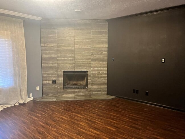 Building Photo - 10733 Sandpiper Dr