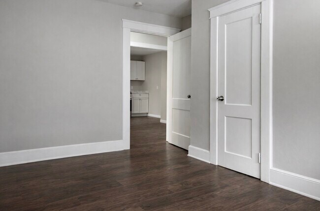 Building Photo - 117 Badger Ave