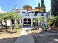 Building Photo - 528 N Kenmore Ave