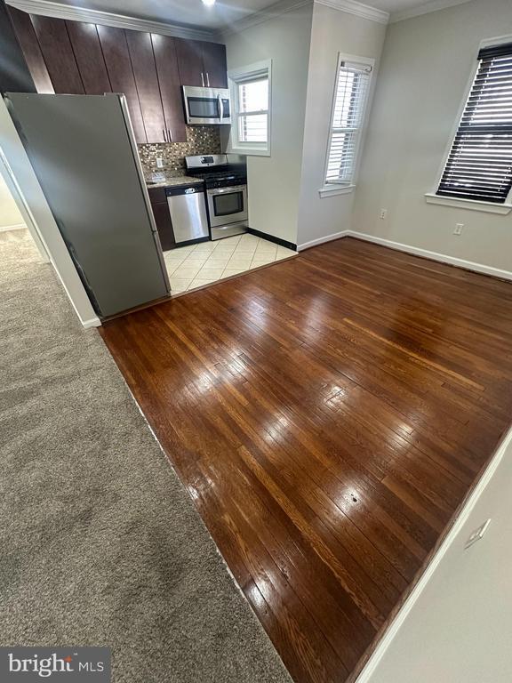 Building Photo - 2712 6th St NE