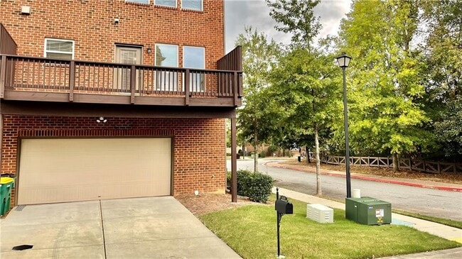 Building Photo - 436 Fieldview Ln