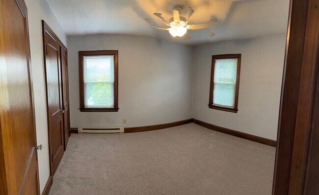 Building Photo - Brownstone Flats