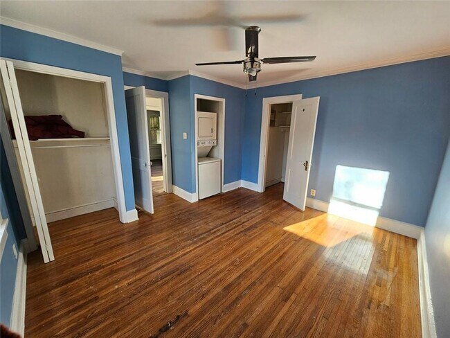 Building Photo - 1339 Miller Reed Ave SE