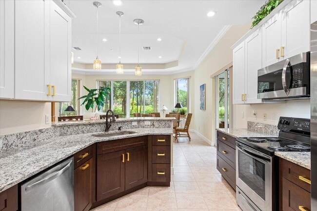 Building Photo - 9301 Briarcliff Trace