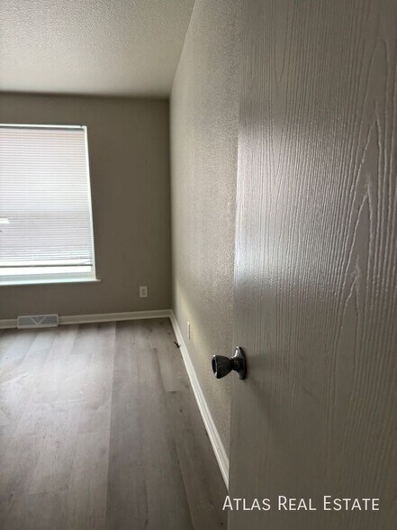 Building Photo - 2990 W C St