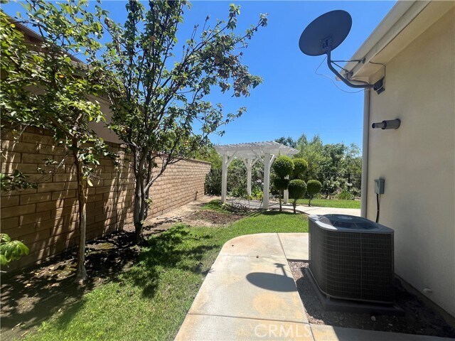 Building Photo - 1134 Las Colinas Way