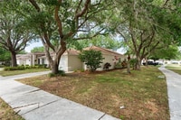 Building Photo - 402 Abigail Rd
