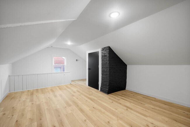 Building Photo - READY FOR MOVE IN! STUNNING 4-bedroom in Greenfield!