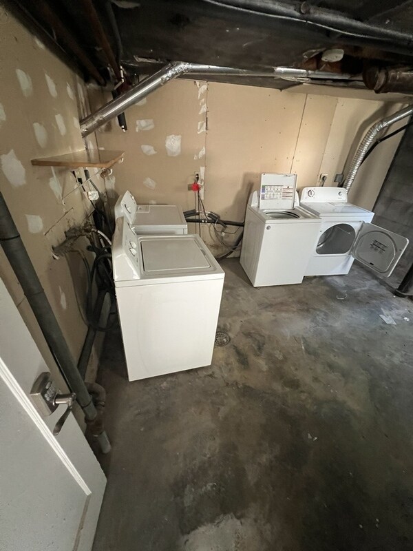 Building Photo - 616 N 300 E