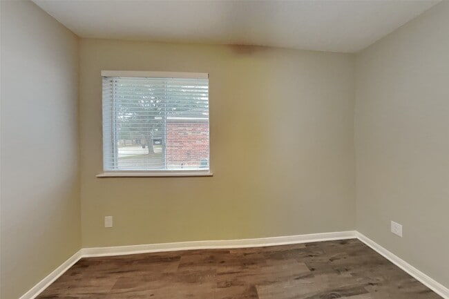 Building Photo - 14619 Becurtesy Ct